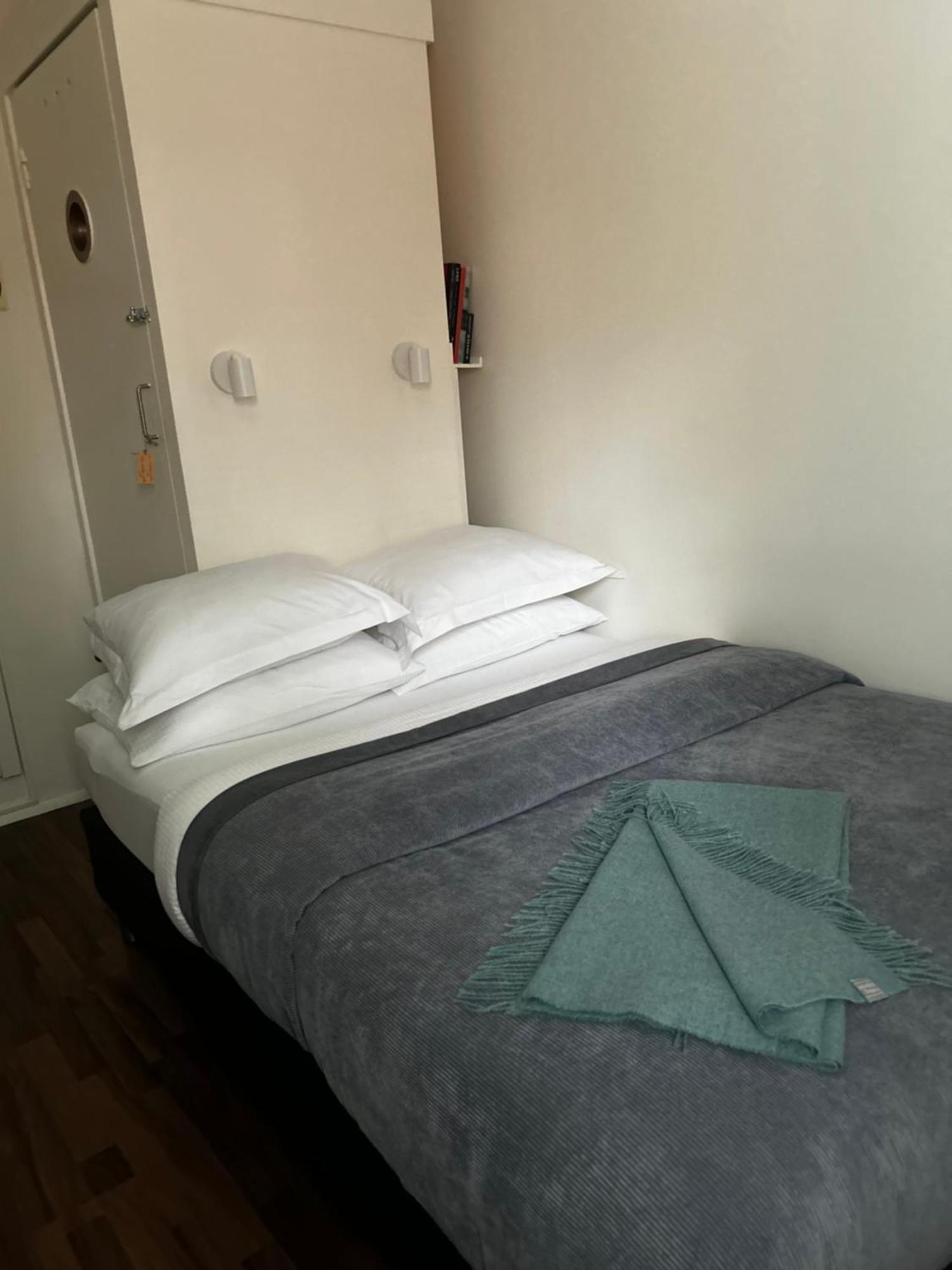 רייקיאוויק Studio 104- Free Parking Onsite -Private Entrance מראה חיצוני תמונה